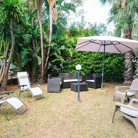 Grande Con Giardino E Bbq Vicino Al Mare Tatil Evi Mondello